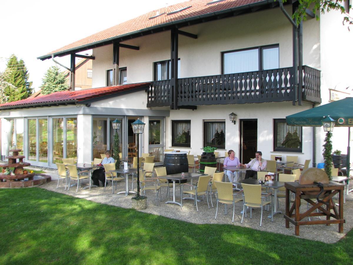 Gasthaus Und Ferienwohnungen "Zum Engel" Waldbrunn (Baden-Wurttemberg) Exterior foto
